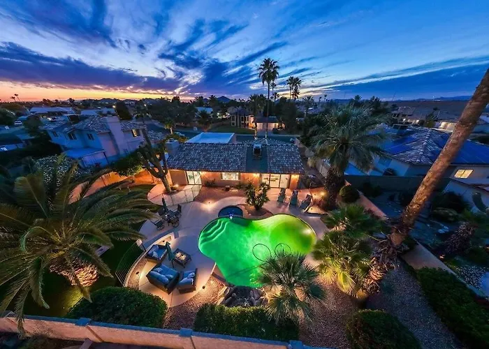 Dom wakacyjny Oraibi Oasis-a Paradise- Pool, Spa, Putting Green, Ev Charger Phoenix